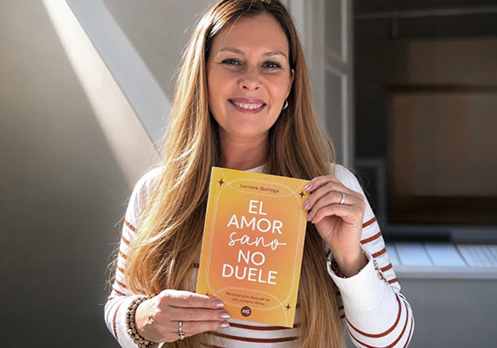 Foto%20Luciana%20con%20libro